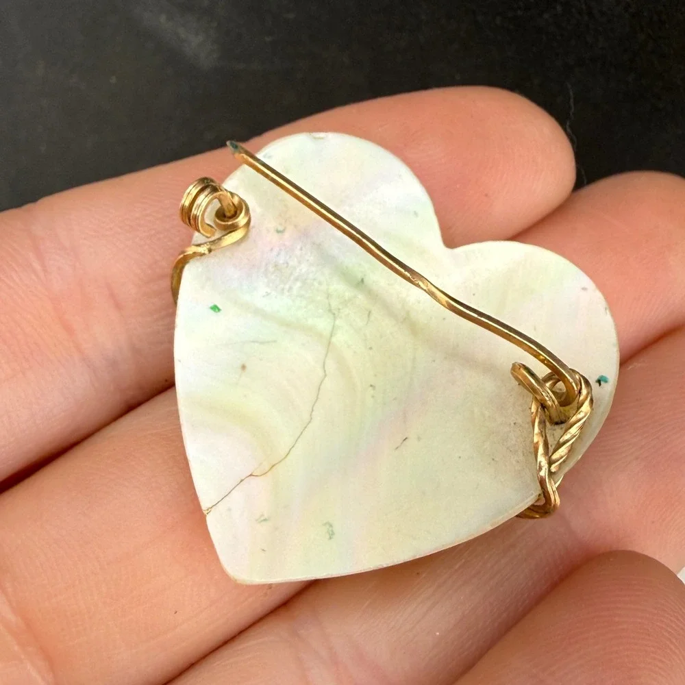 Vintage Mother Brooch Heart Mother of Pearl Gold Tone Sweetheart